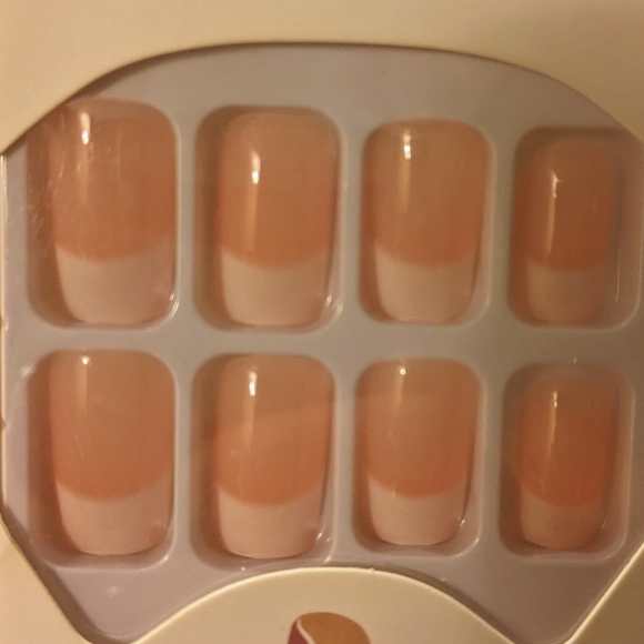 Fine Nail art French Manicure Kit - Picture 2 of 2